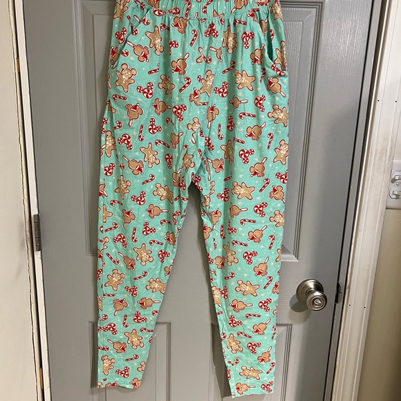 Disney Women’s Gingerbread Pajama Set - Picture 4 of 6